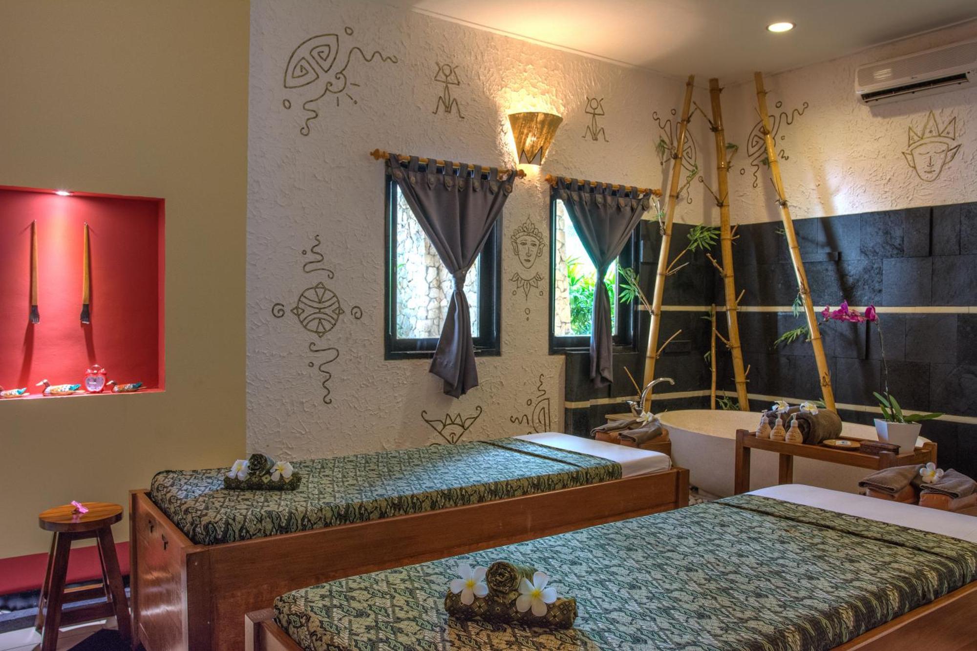 Mangsit Suites By Holiday Resort Lombok Ngoại thất bức ảnh