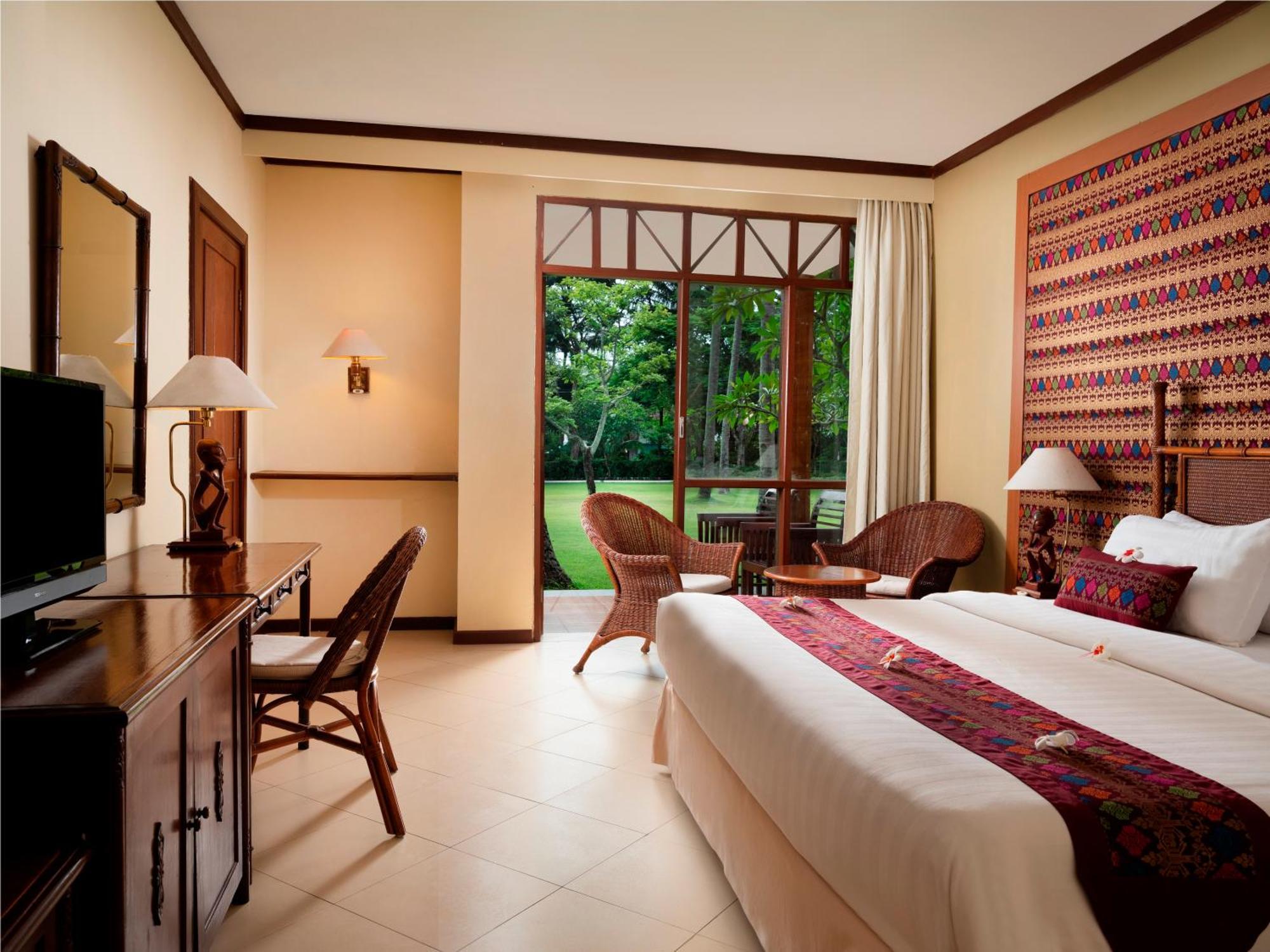 Mangsit Suites By Holiday Resort Lombok Ngoại thất bức ảnh